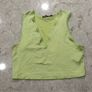 Neón green crop top